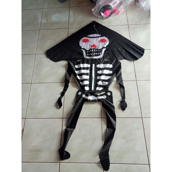 TIDAK ECER/KUSUS GROSIR LAYANGAN KAIN TENGKORAK / LAYANGAN HIAS KAIN PARASUT/ LAYANGAN HANTU