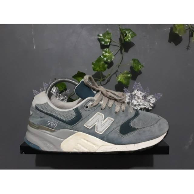 new balance 999 classic silver
