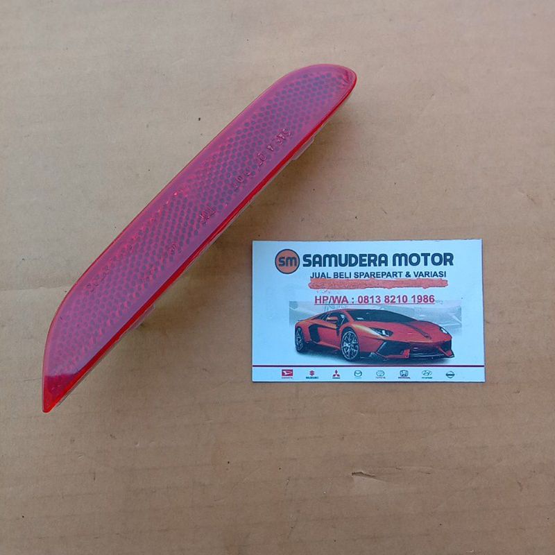 LampuReflektor/Lampubemper Belakang.NISSAN-LIVINA