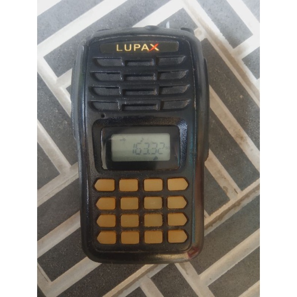 HT LUPAX T550 VHF 136-174Mhz