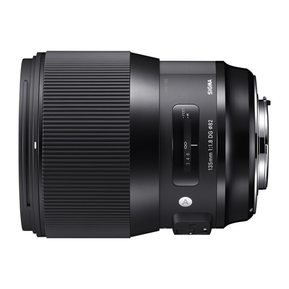 Sigma 135mm f/1.8 DG HSM Art Lens