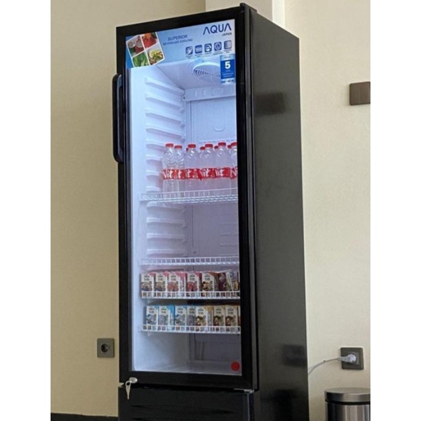SHOWCASE AQUA LEMARI PENDINGIN MINUMAN 4RAK MERK AQUA JAPAN AQB181