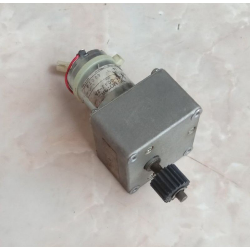 Toshiba Motor Dc Brudhead 24V 20Rpm