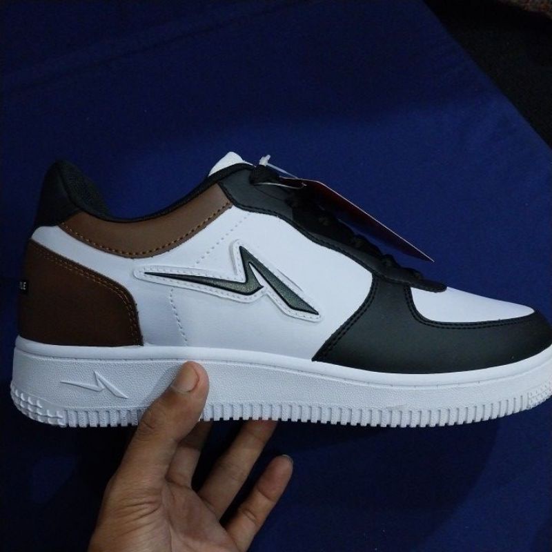 RAFA SEPATU SNEAKERS PUTIH PRIA DEWASA