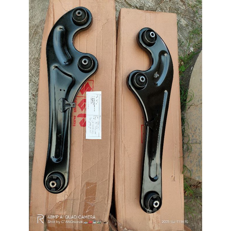 sayap Lower arm belakang suzuki apv arena orisinil sgp