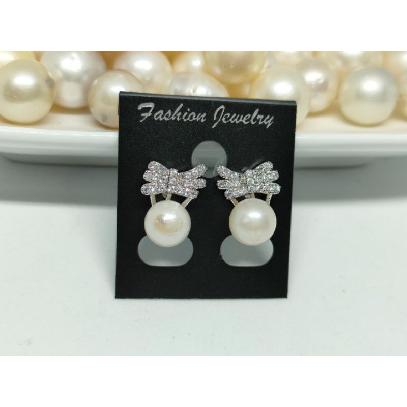 Anting giwang Mutiara Laut