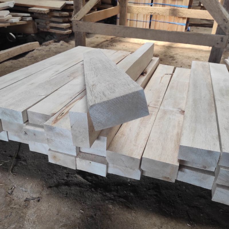 Kayu Balok Sengon Laut Albasia Ukuran Panjang 60 cm, Lebar 9 cm, Tebal/Tinggi 5 Cm Halus 4 Sisi