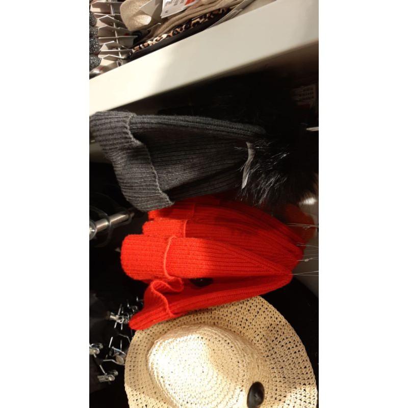 WINTER HAT TOPI SALJU Kupluk TOPI RAJUT BULU HALUS H&M SALE