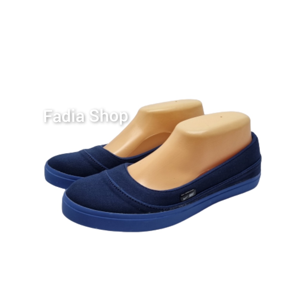 SEPATU WANITA SLIP ON 05 NAVI POLOS/SEPATU KERJA KULIAH SANTAI/SEPATU HIJABERS/SEPATU FLAT