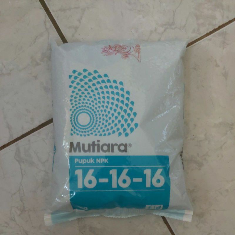 Pupuk NPK mutiara 16 16 16 kemasan pabrik 1KG