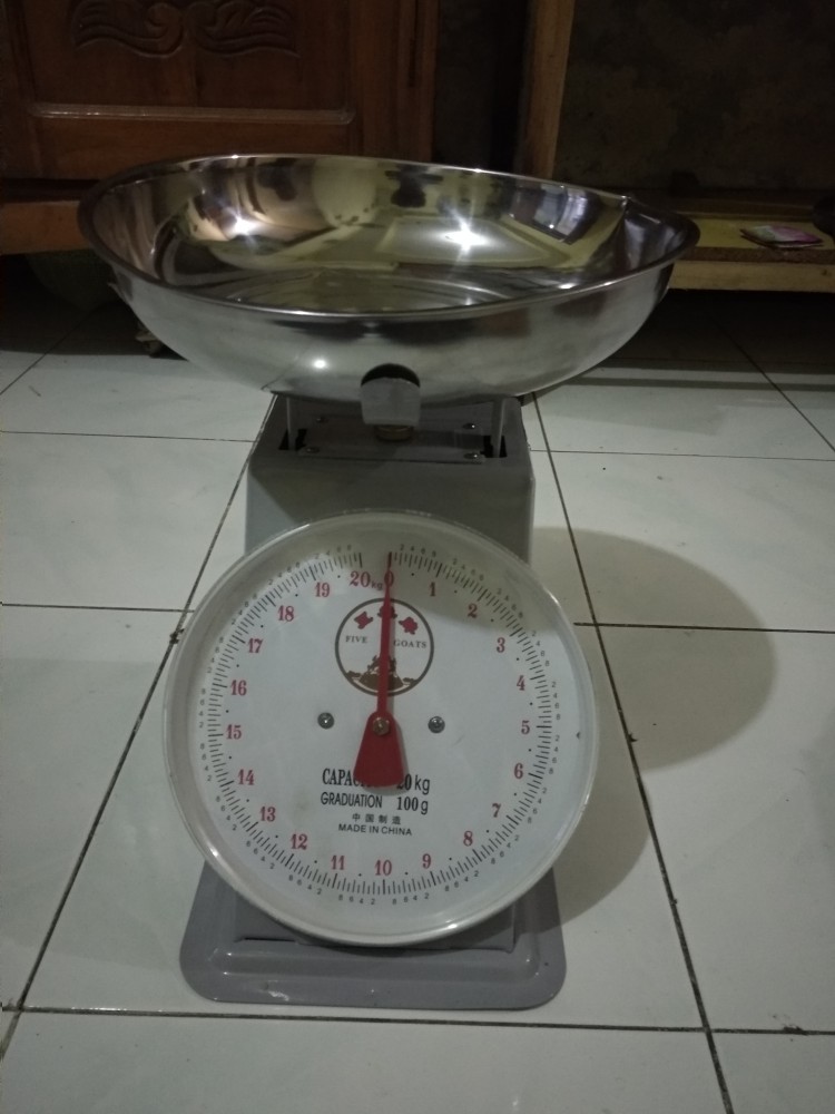 Timbangan Jarum Buah Five Goats Asli