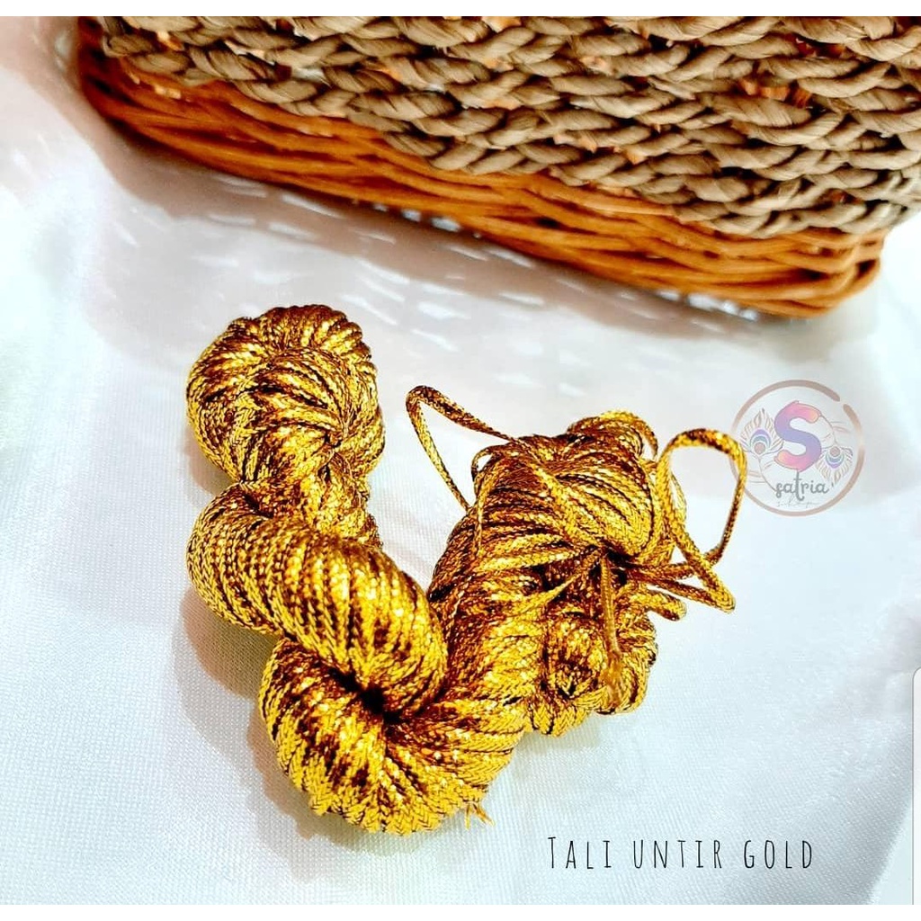 

Tali Pengikat Souvenir Warna Gold/Tali Untir Souvenir Gold/Harga Per Rol