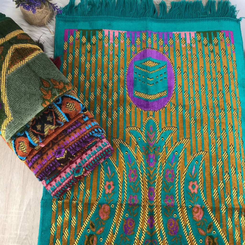 Sajadah Turki Ukuran Sedang - MC