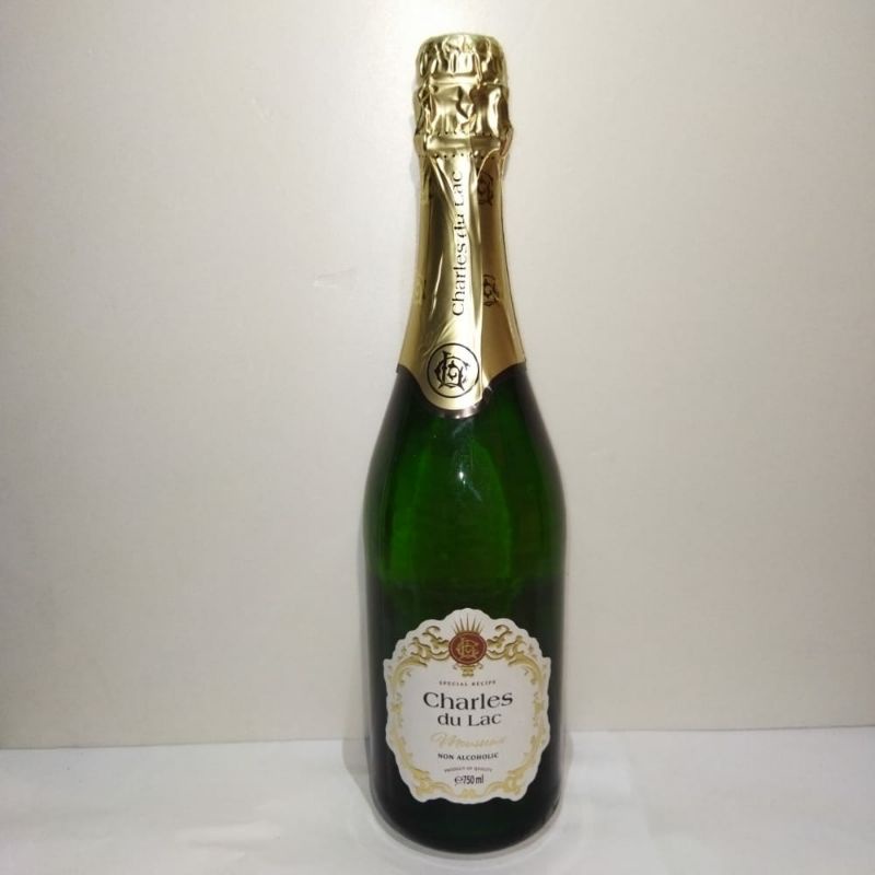 

CHARLES DU LAC SPARKLING WHITE GRAPE 750ML