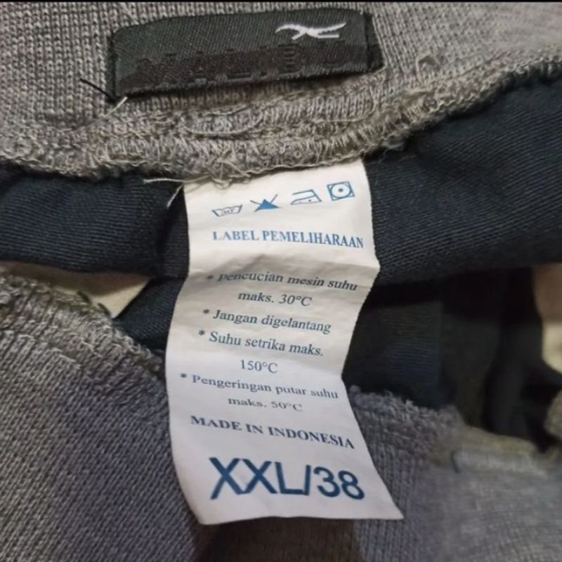 MALIBU Celana Pendek