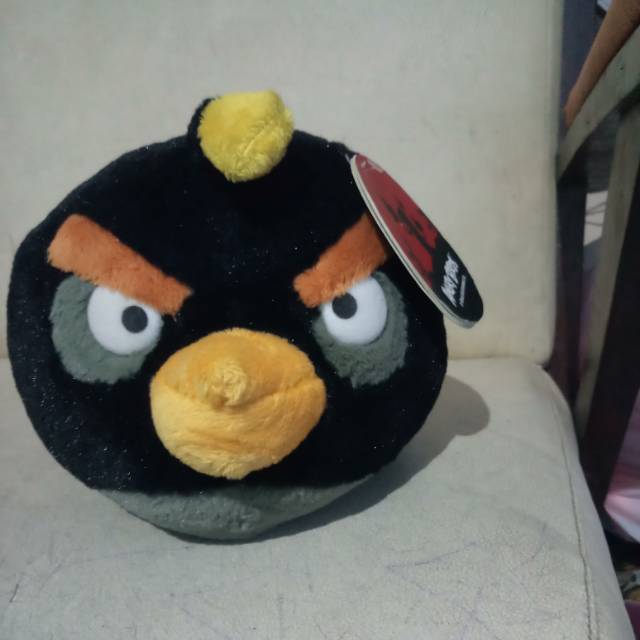 burung angry bird yang asli