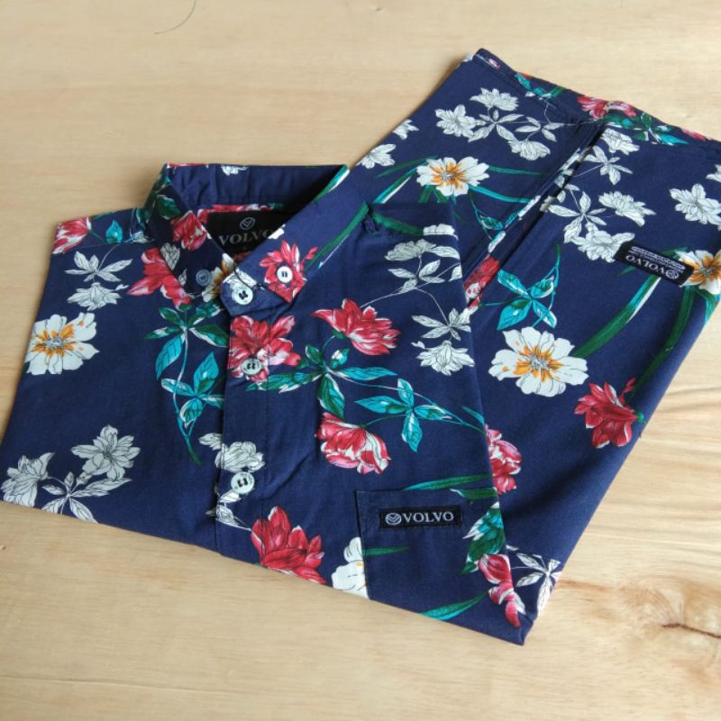 Kemeja Motif Pria Lengan Pendek Batik Abstrak Bunga Kasual Kantoran Distro Katun