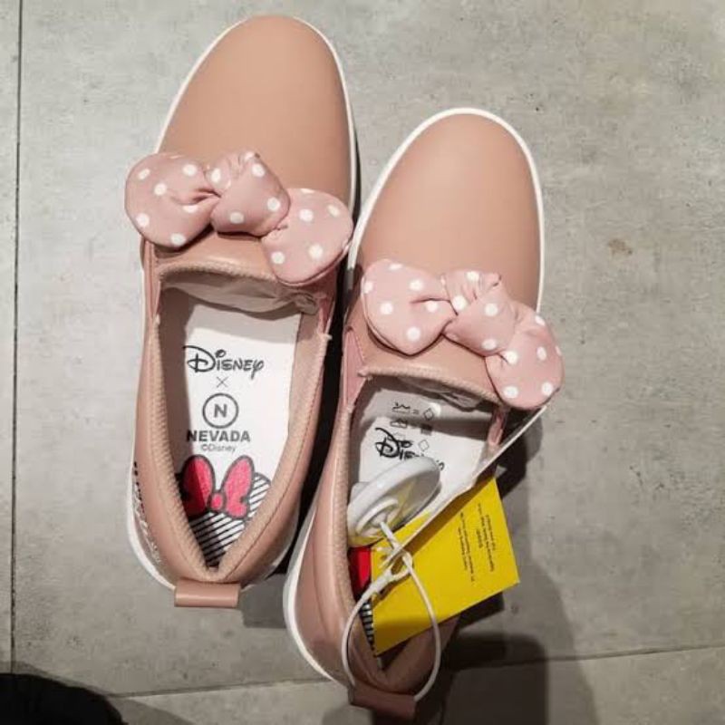  SEPATU  DISNEY  NEVADA  38 Shopee Indonesia