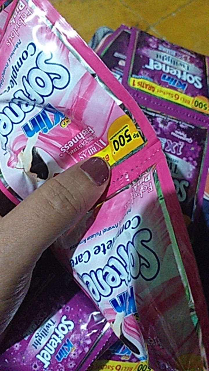 Soklin Softener 1x Bilas Renceng 11ml Isi 12sachet