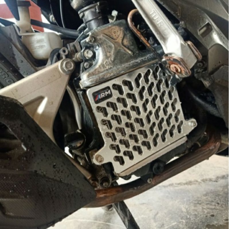 Cover tutup radiator VARIO 150 PCX 150 ADV 150 aluminium Original ARM