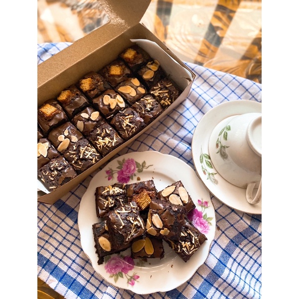 

Brownies Panggang Fudgy Brownies