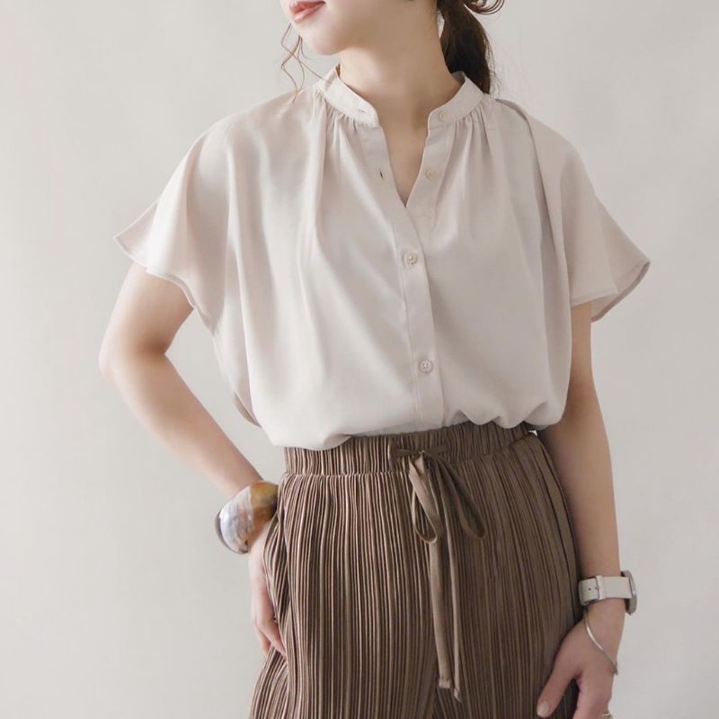 GU UN*QLO FLUTTER SLEEVE  BLOUSE