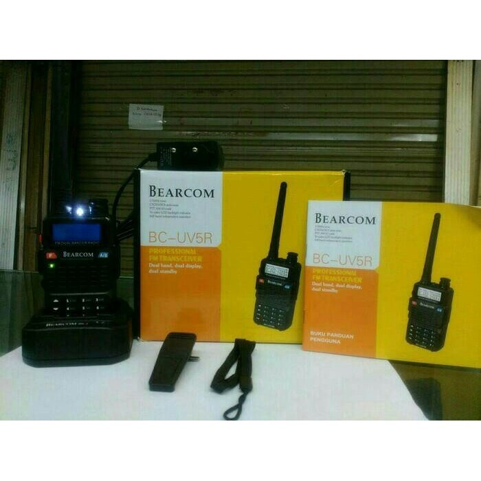 Ht Bearcom UV-5R dual band VHF/UHF