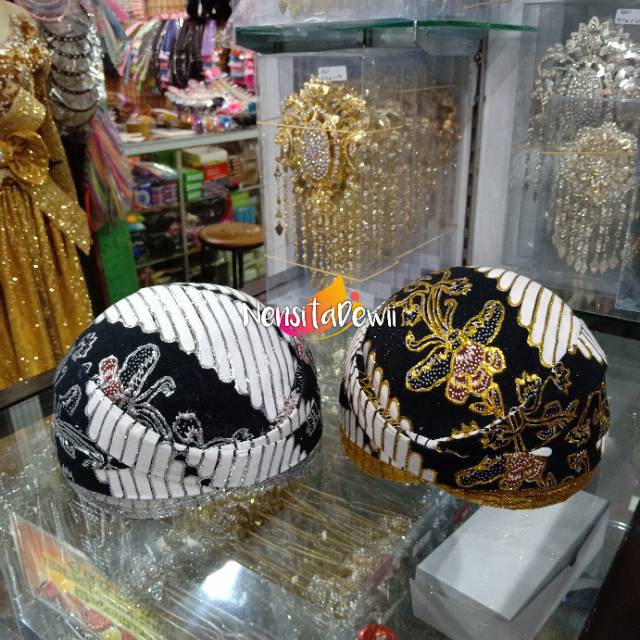 Jarik Set Blangkon Prodo Pengantin motif Lereng Kembang (JARIK ISI 2)