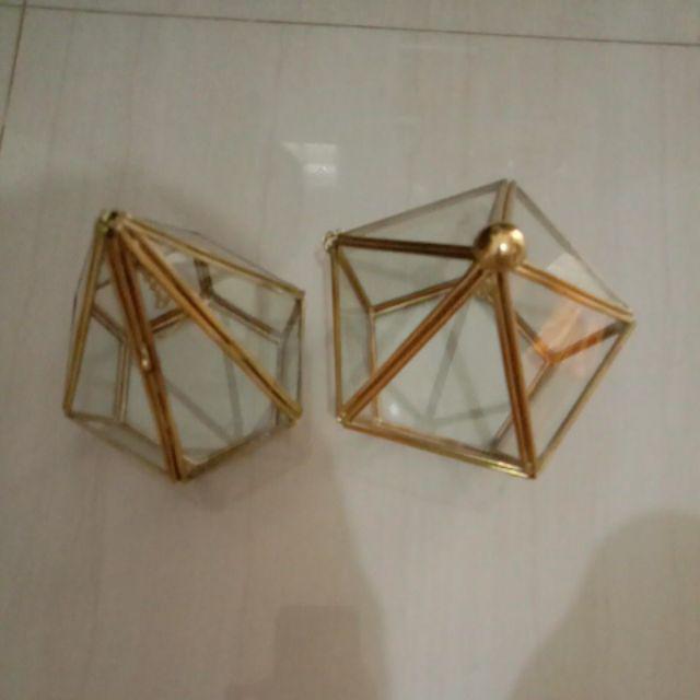 Terrarium Ringbox / Pengait Cincin