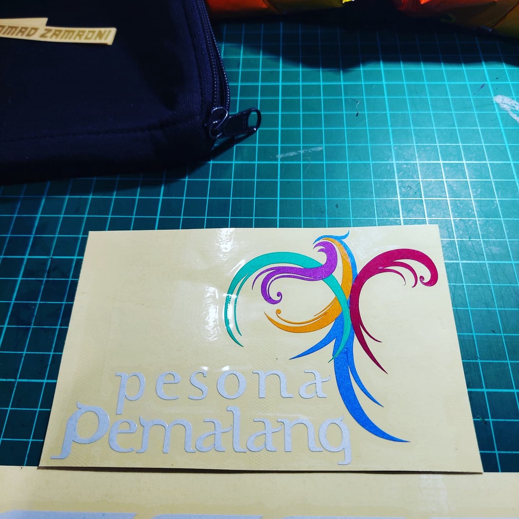 

1. Sticker Cutting Pesona Pemalang isi 1 pcs