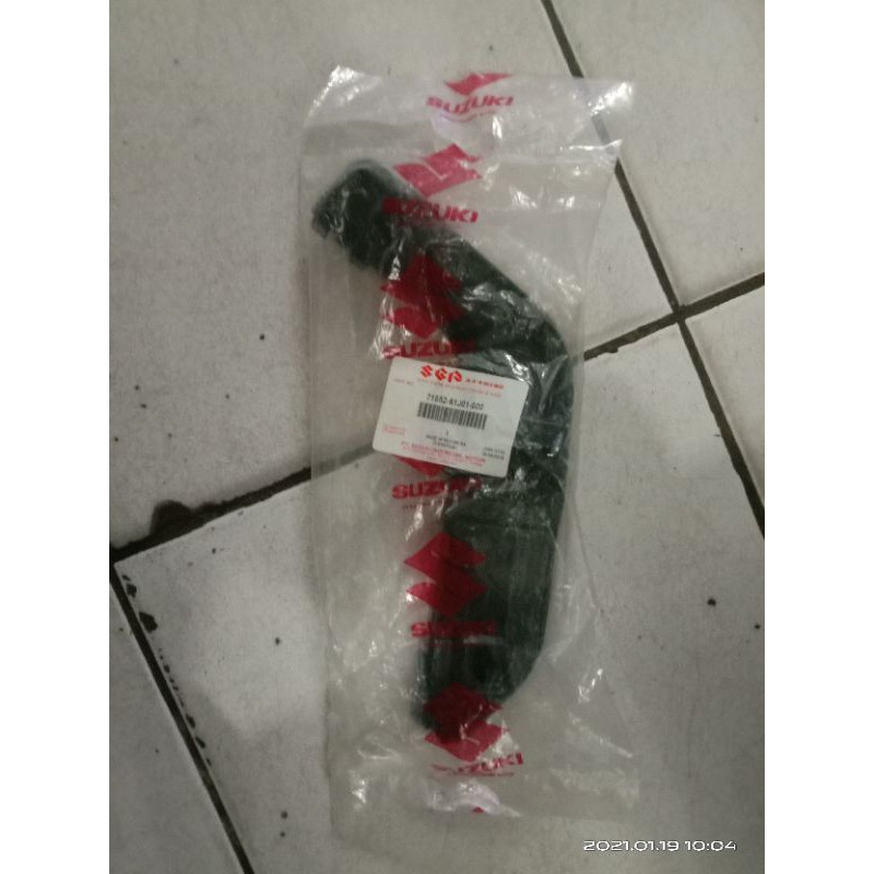 breket bumper belakang Suzuki APV arena