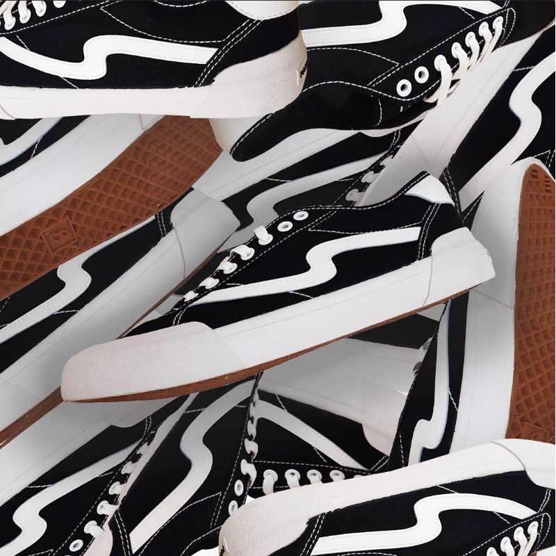 PATROBAS IVAN BLACK WHITE LOW