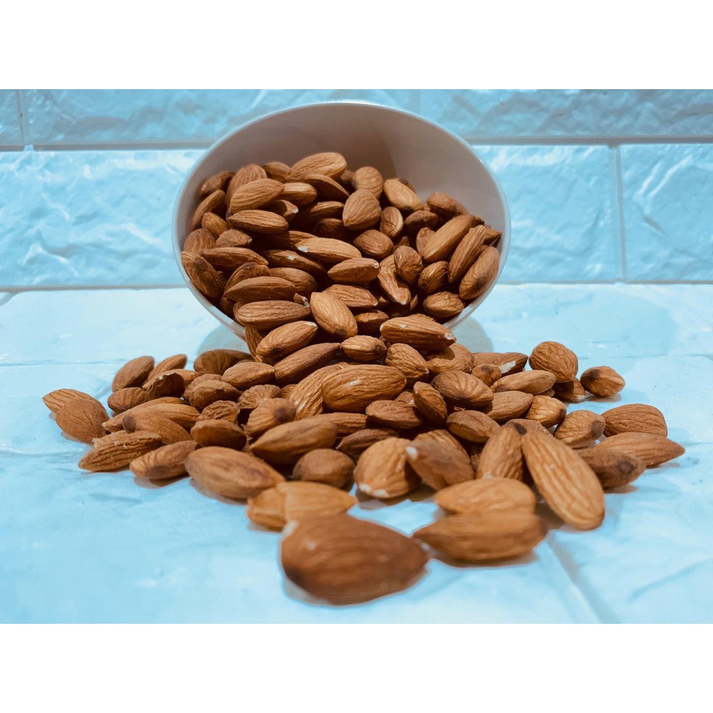 

NATURAL ROASTED ALMON (KUPAS PANGGANG) KEMASAN VACUM 1KG