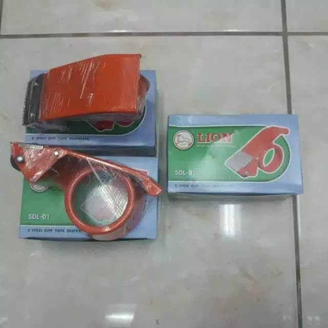 

Segera Miliki Tape Cutter Lion Sdl-01 / Tape Dispenser / Tempat Lakban Trendi