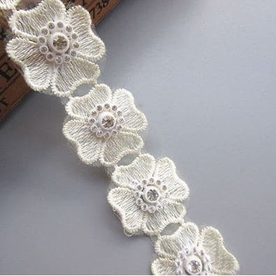 Lace Patch - White Flower Beading #26 (6pcs)