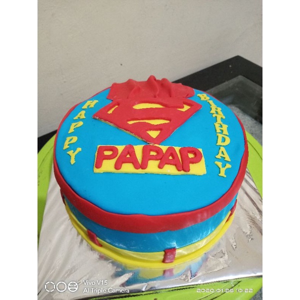 

CAKE KARAKTER SUPERMAN