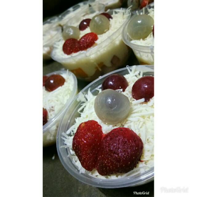 

Salad buah 200 ml