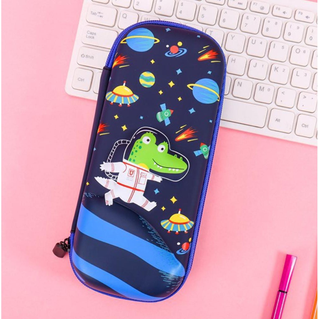 

Jual Produk BLINGBERRY Kotak Pensil Mobil Jeep 3D Timbul Kotak Pensil Dinosaurus Astronot Tempat