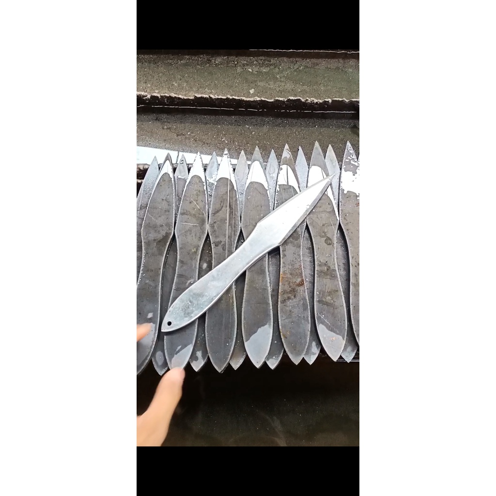 PISAU LEMPAR OLAHRAGA LEMPAR PISAU NO SPIN