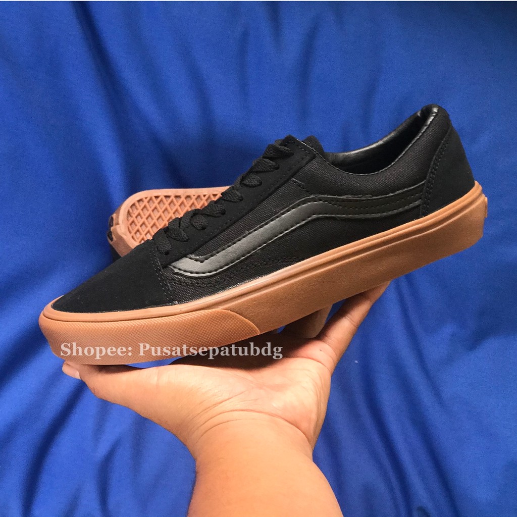 VANS OLDSKOOL BLACK GUM MONO HITAM COKLAT WAFFLE DT