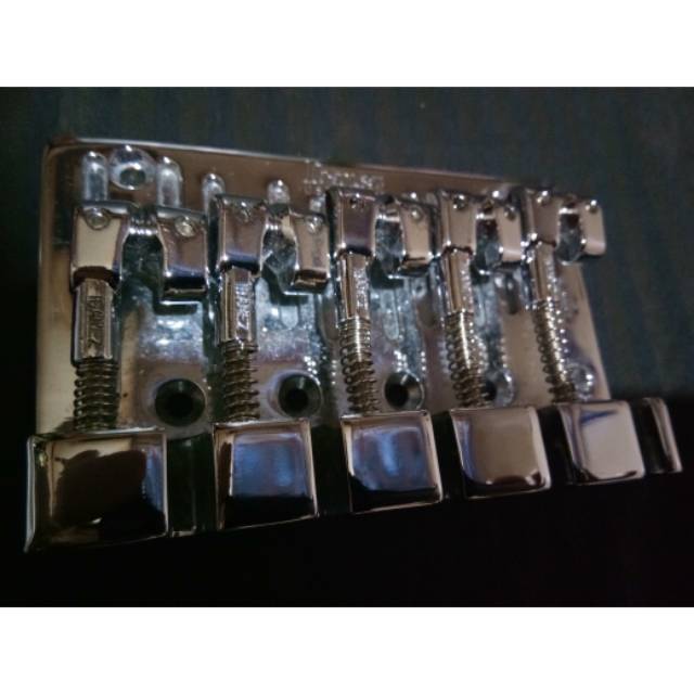 Bridge Bass Ibanez 5 String