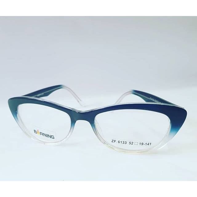 Kacamata lensa cowok