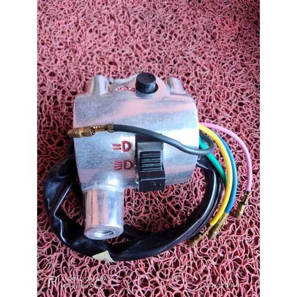 holder saklar kiri Yamaha v80 v 80 nos