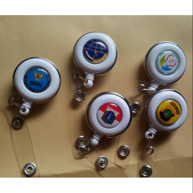 

Yoyo Id Card Puter List Silver Berlogo Custome|lencana pns|lencana_pns