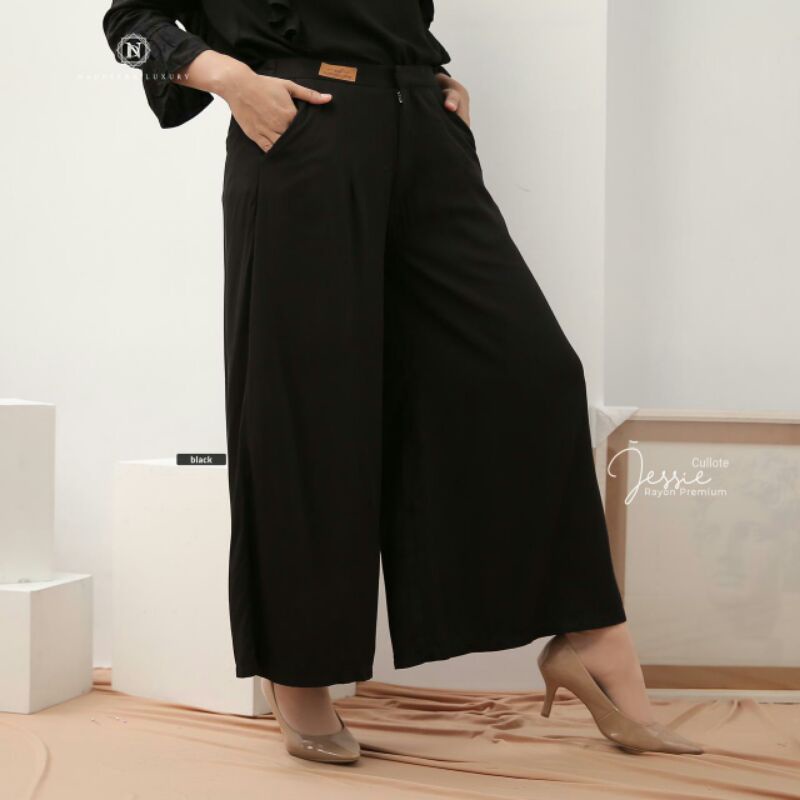 JESSIE KULOT NADHEERA LUXURY