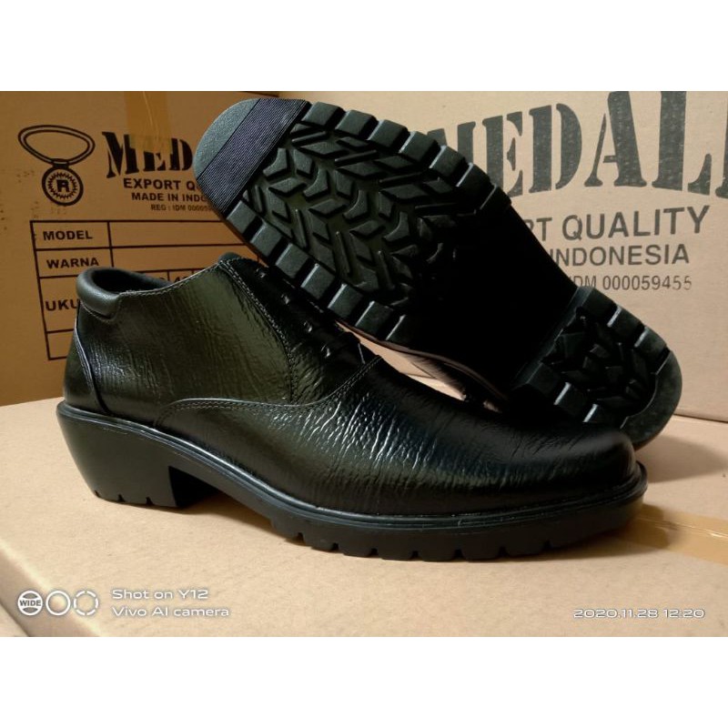 SEPATU KULIT ASLI SEPATU PRIA PDH SEMI BOOTS POLRI/TNI/SECURITY/DINAS/KERJA/KANTOR/PNS/ASN SEPATU MEDALI K177 Ky