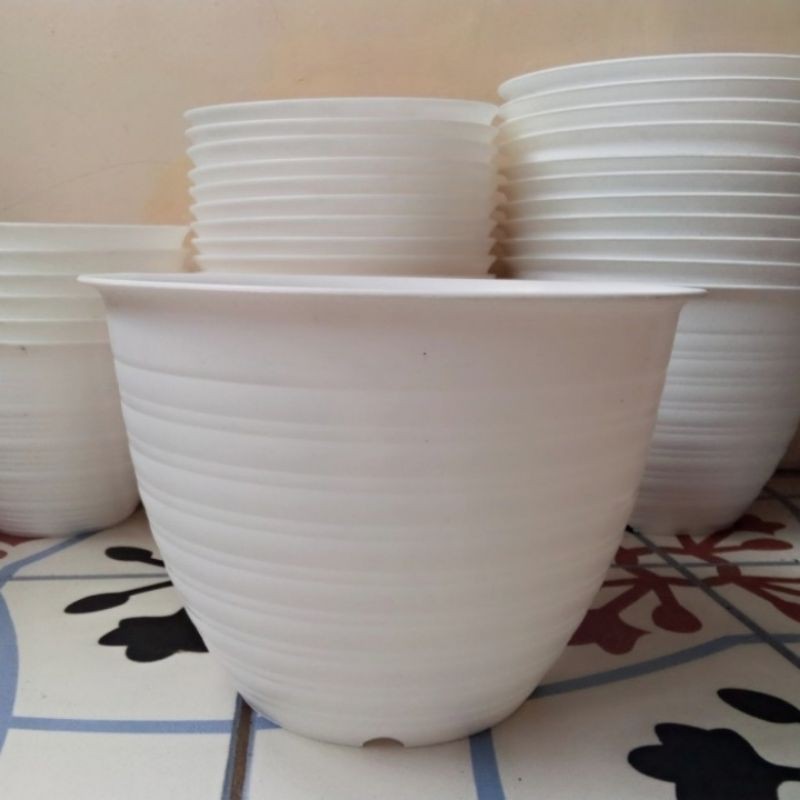 POT TAWON JUMBO UK 40CM/POT BUNGA/POT PUTIH