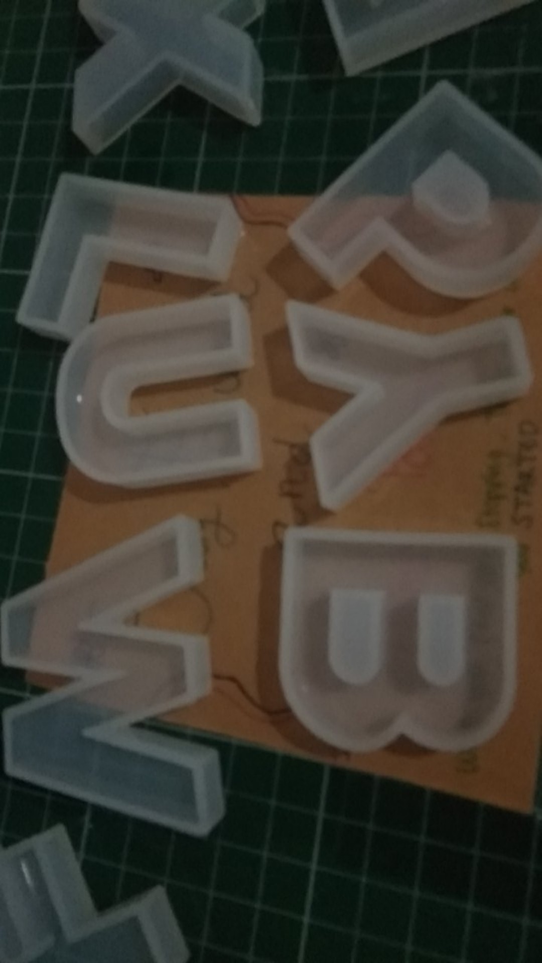 Inf Inf ✿ 26pcs / Set Cetakan Liontin Diy Bahan Silikon Resin Untuk Perhiasan