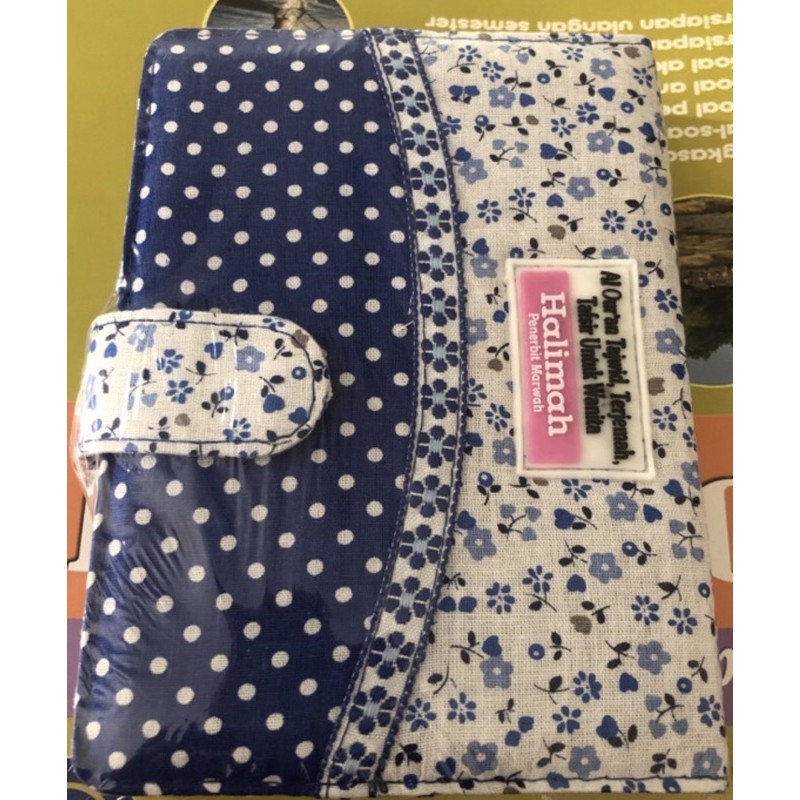 Al Qur’an terjemah &amp; tafsir wanita halimah ukuran 9,7X13 cm