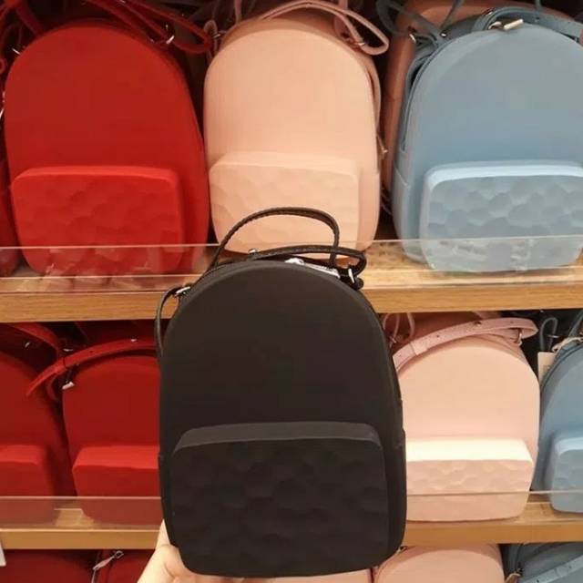Sling bag / tas selempang miniso